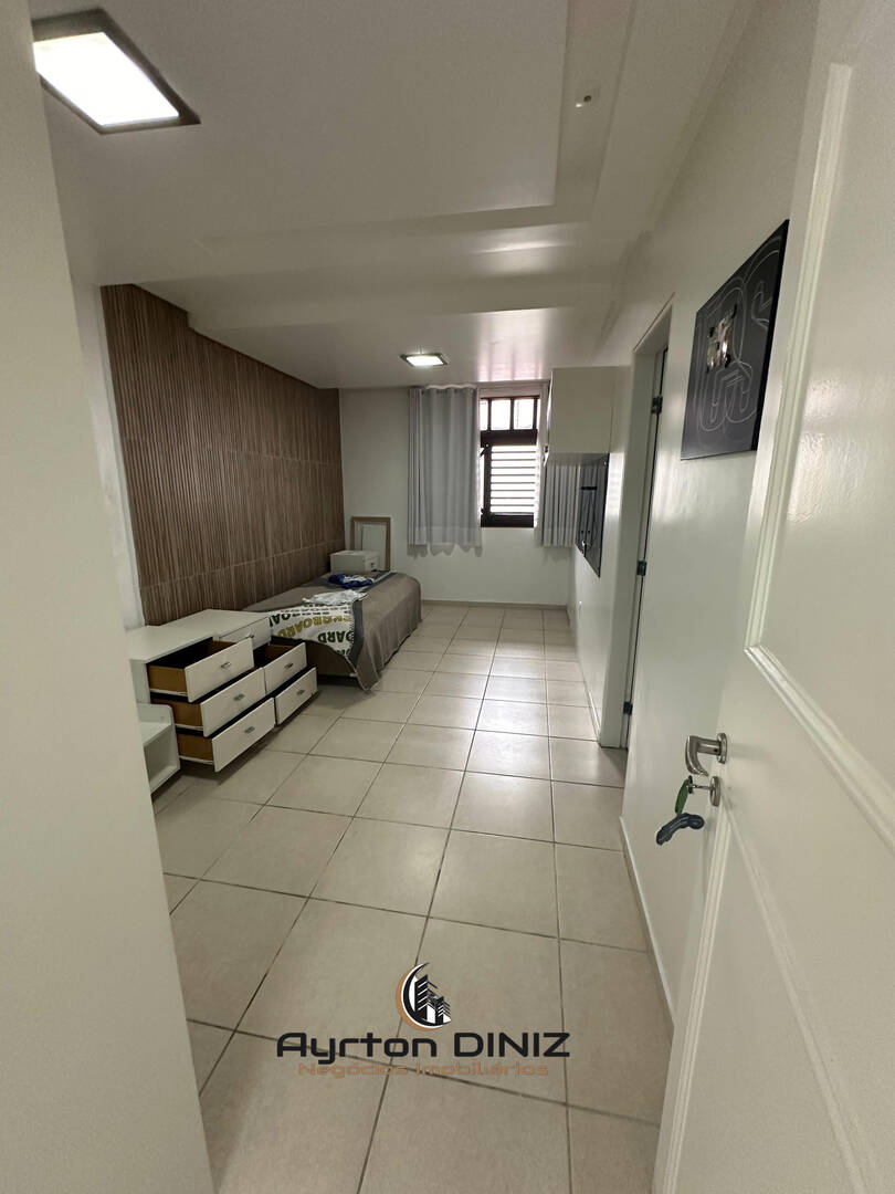 Casa à venda com 4 quartos, 350m² - Foto 13